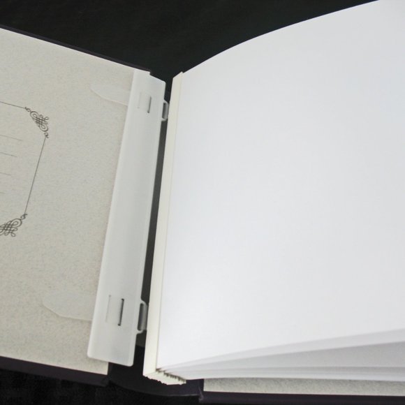 CREATIVE MEMORIES SCRAPBOOK ALBUM 7X7 Pink - Picture 3 of 4